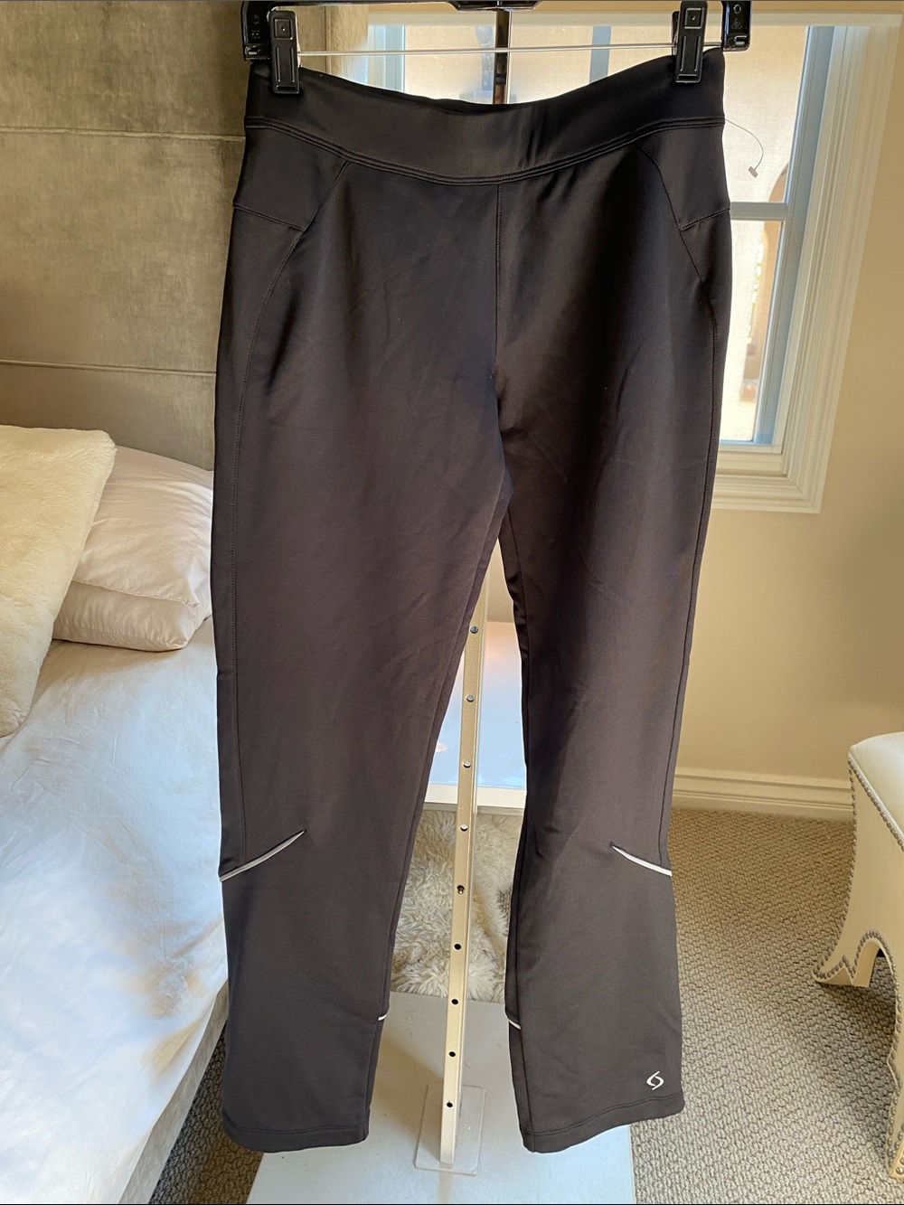 Moving Comfort Black Women’s Athletic Pant